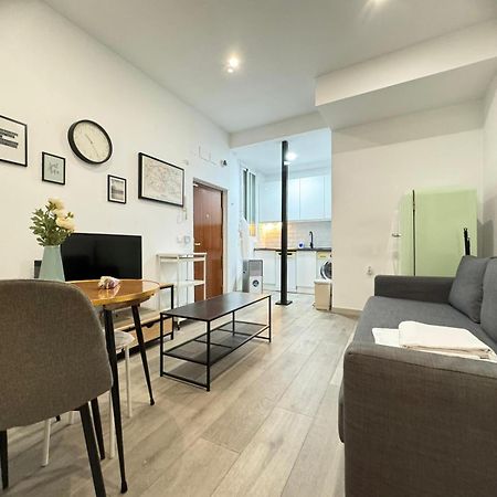 Dianthus House Apartment Мадрид Екстериор снимка