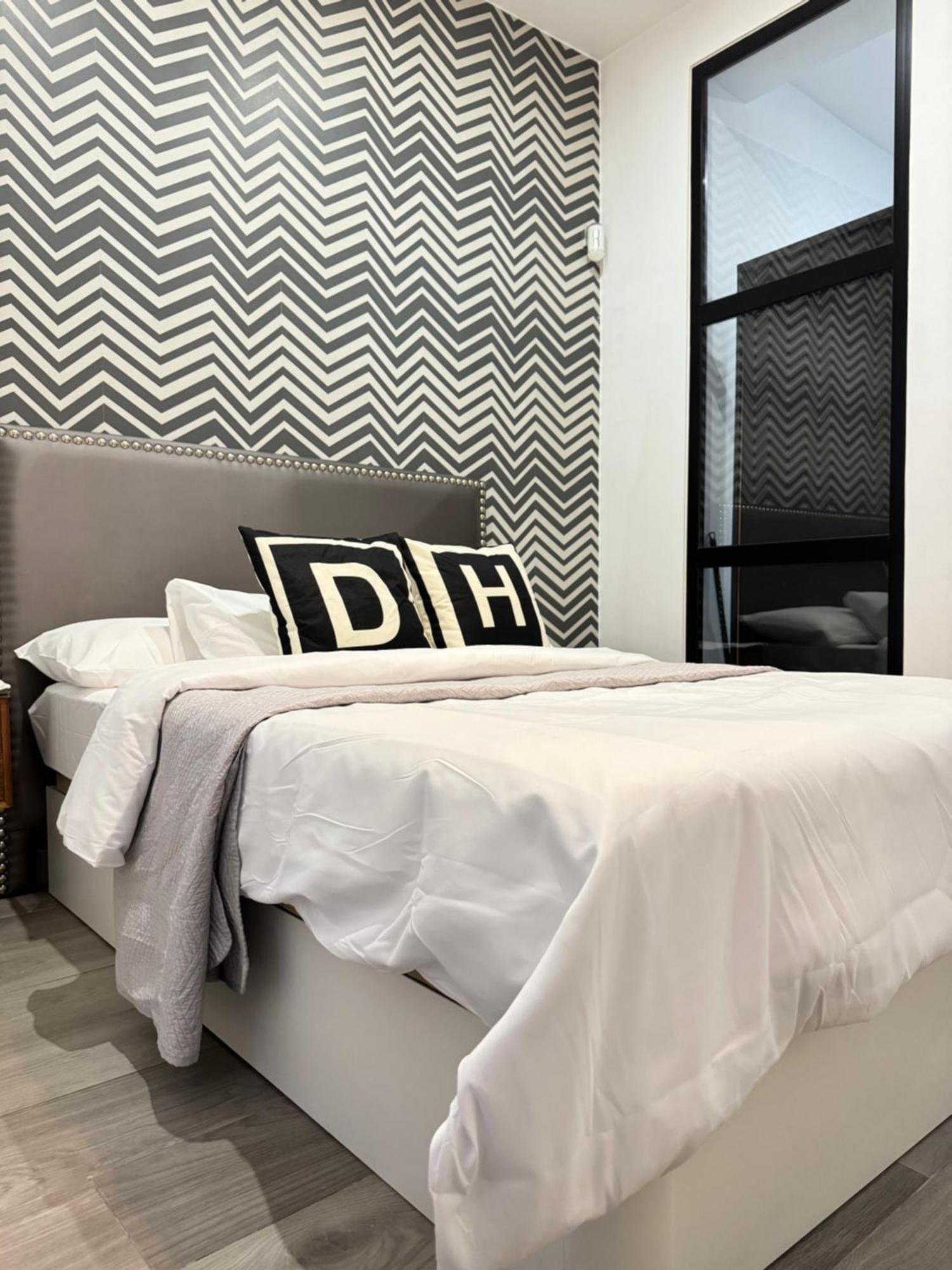 Dianthus House Apartment Мадрид Екстериор снимка