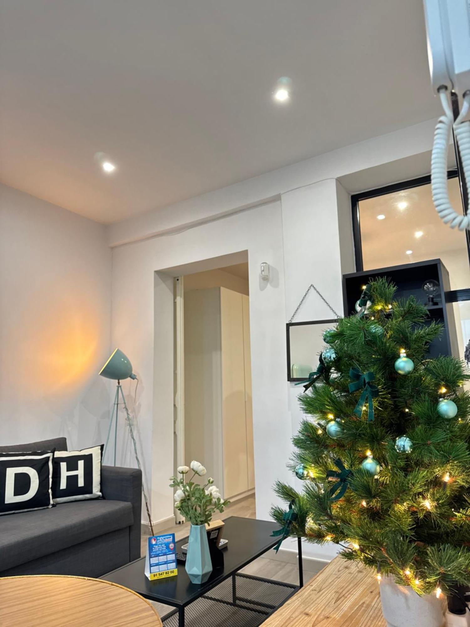 Dianthus House Apartment Мадрид Екстериор снимка